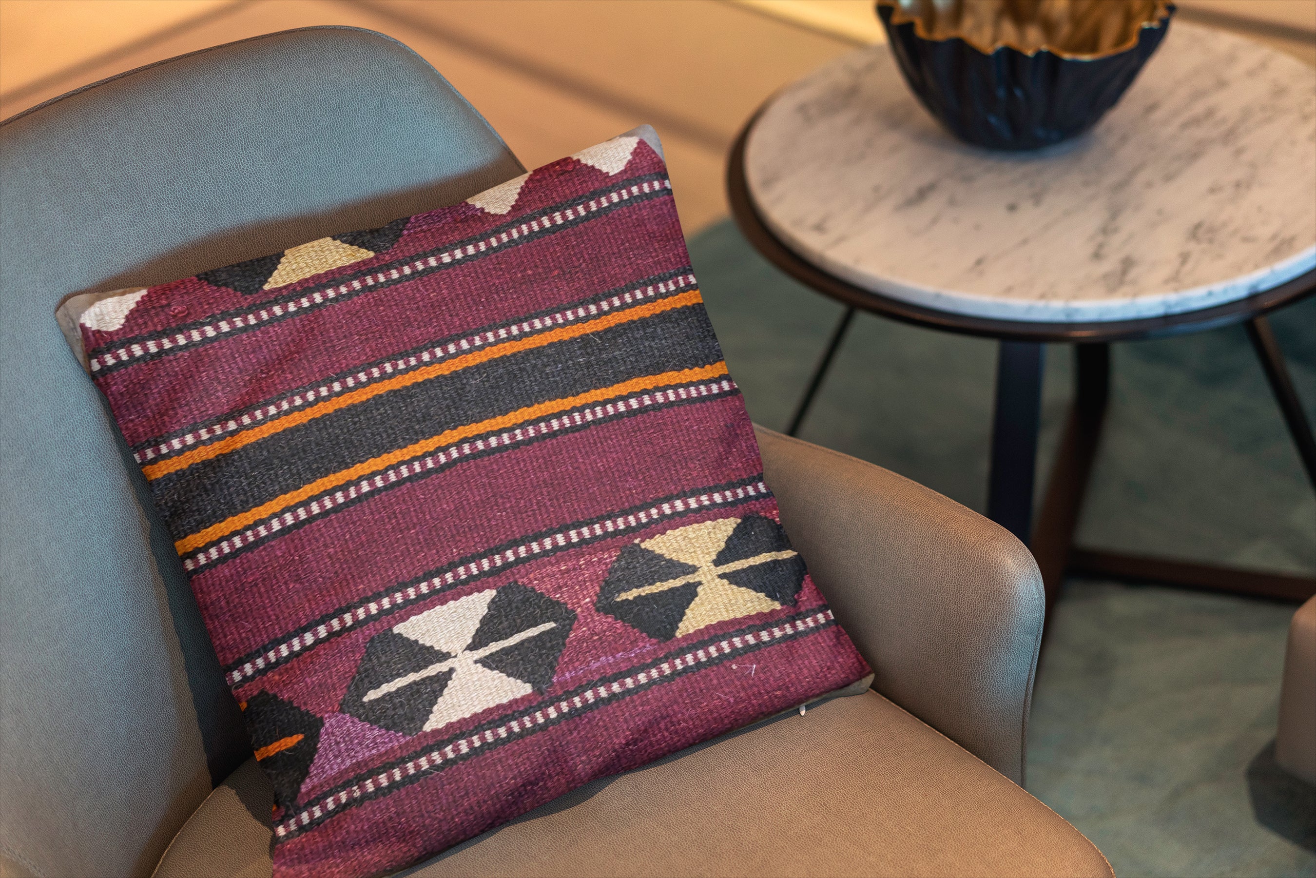 Turkish Kilim Vintage Cushion Cover - 42 x 40 cm