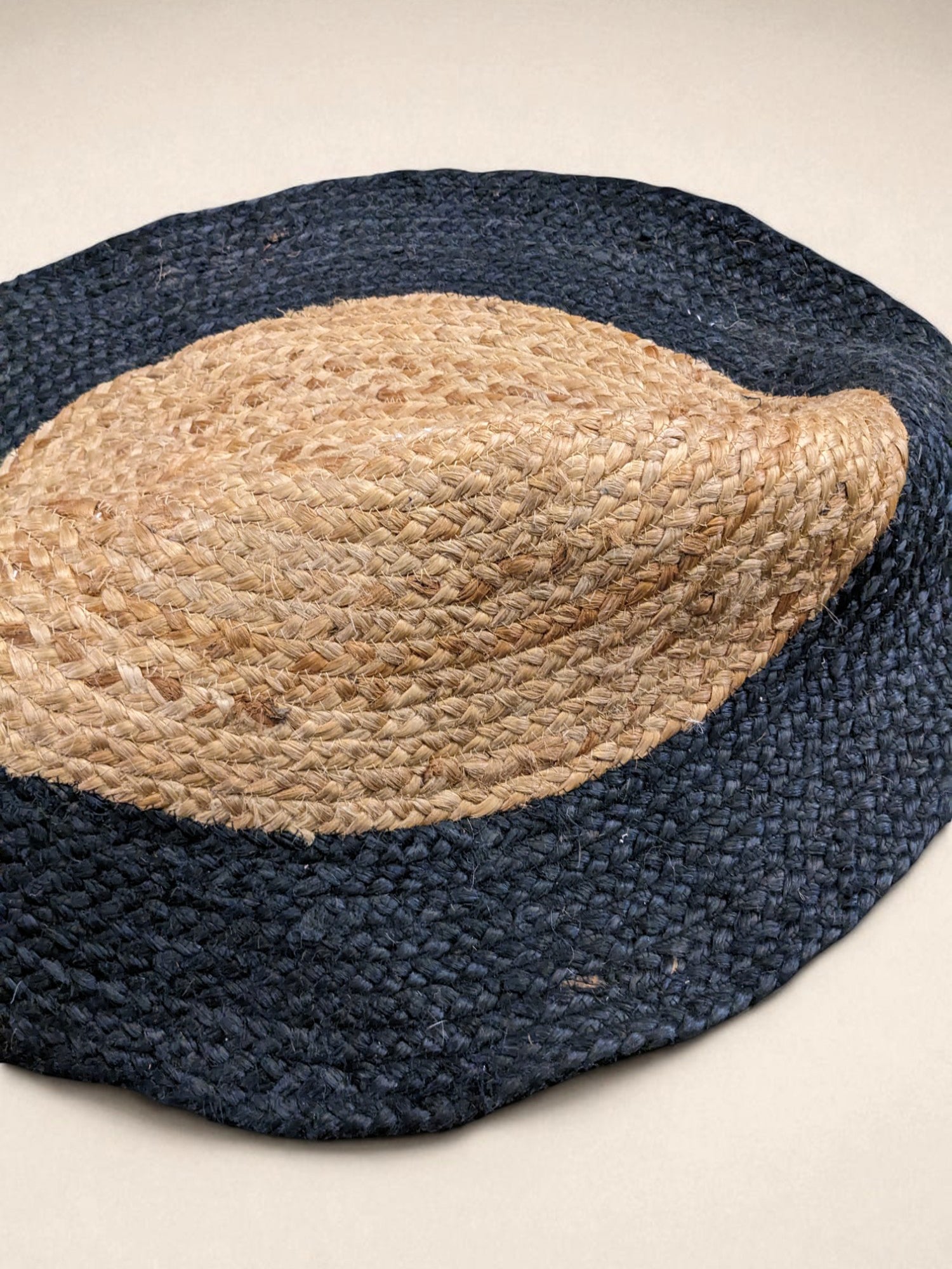 Braided Natural Round Jute Rug - 88 x 88 cm