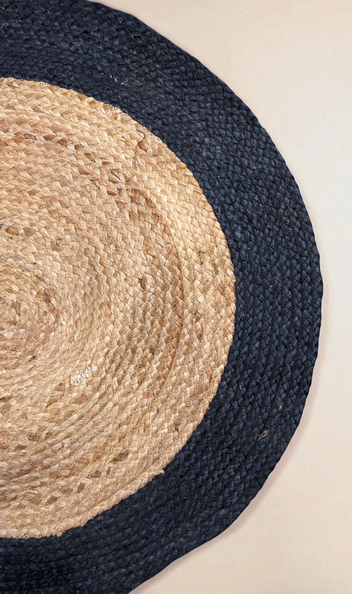 Braided Natural Round Jute Rug - 88 x 88 cm