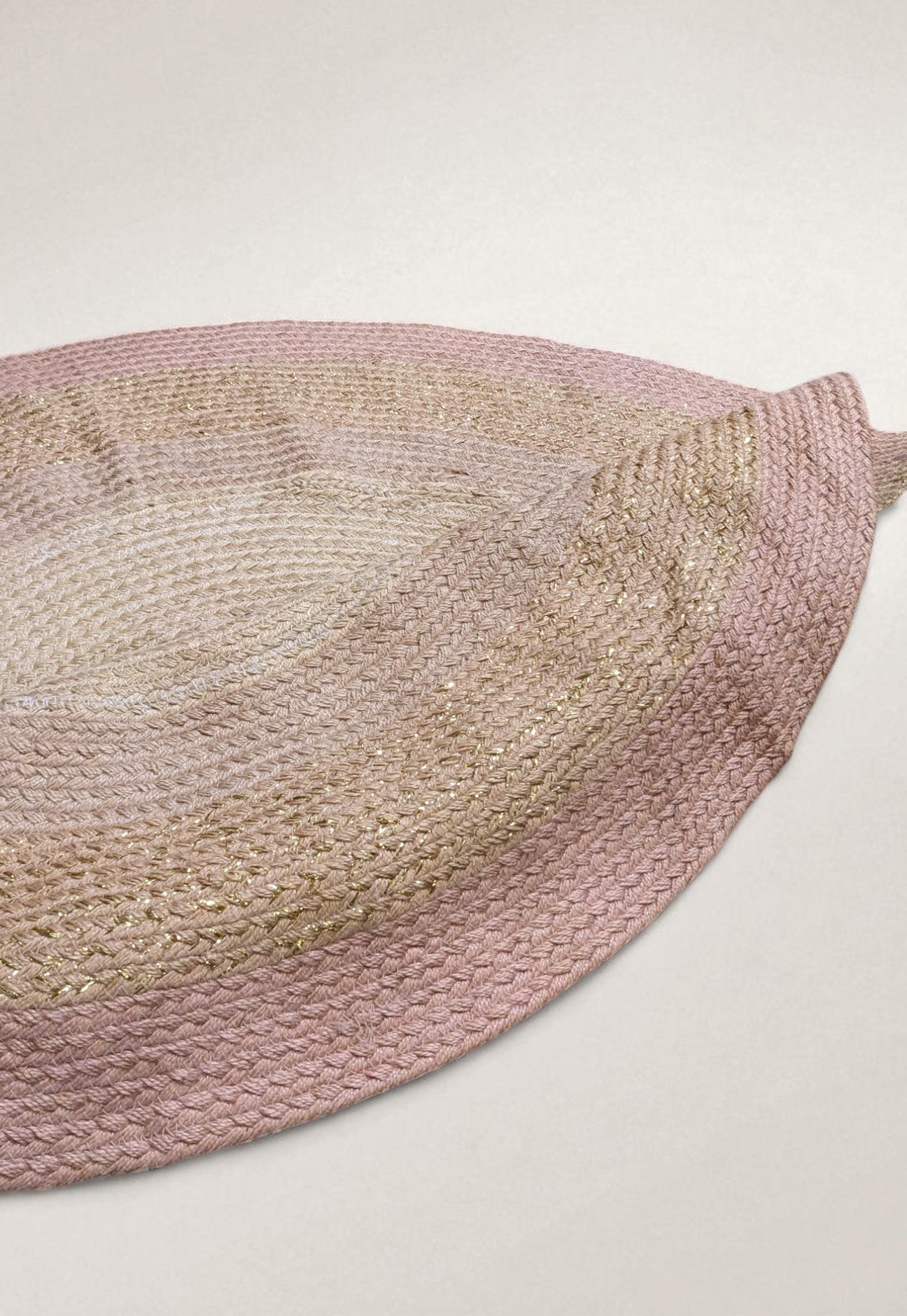 Braided Natural Round Jute Rug - 122 x 122 cm