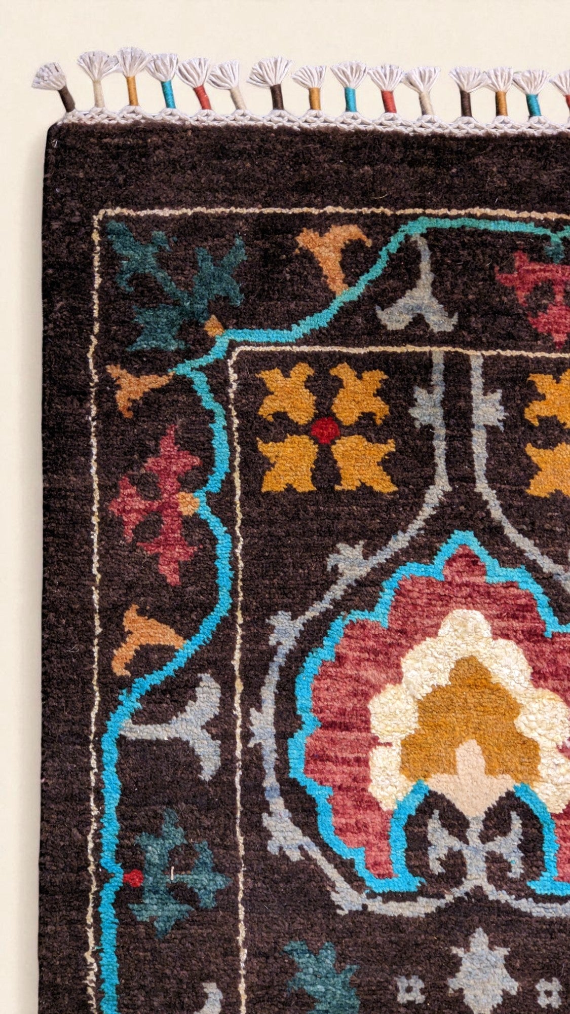 Suzani Modern Chobi Rug - Size: 185 × 121 cm