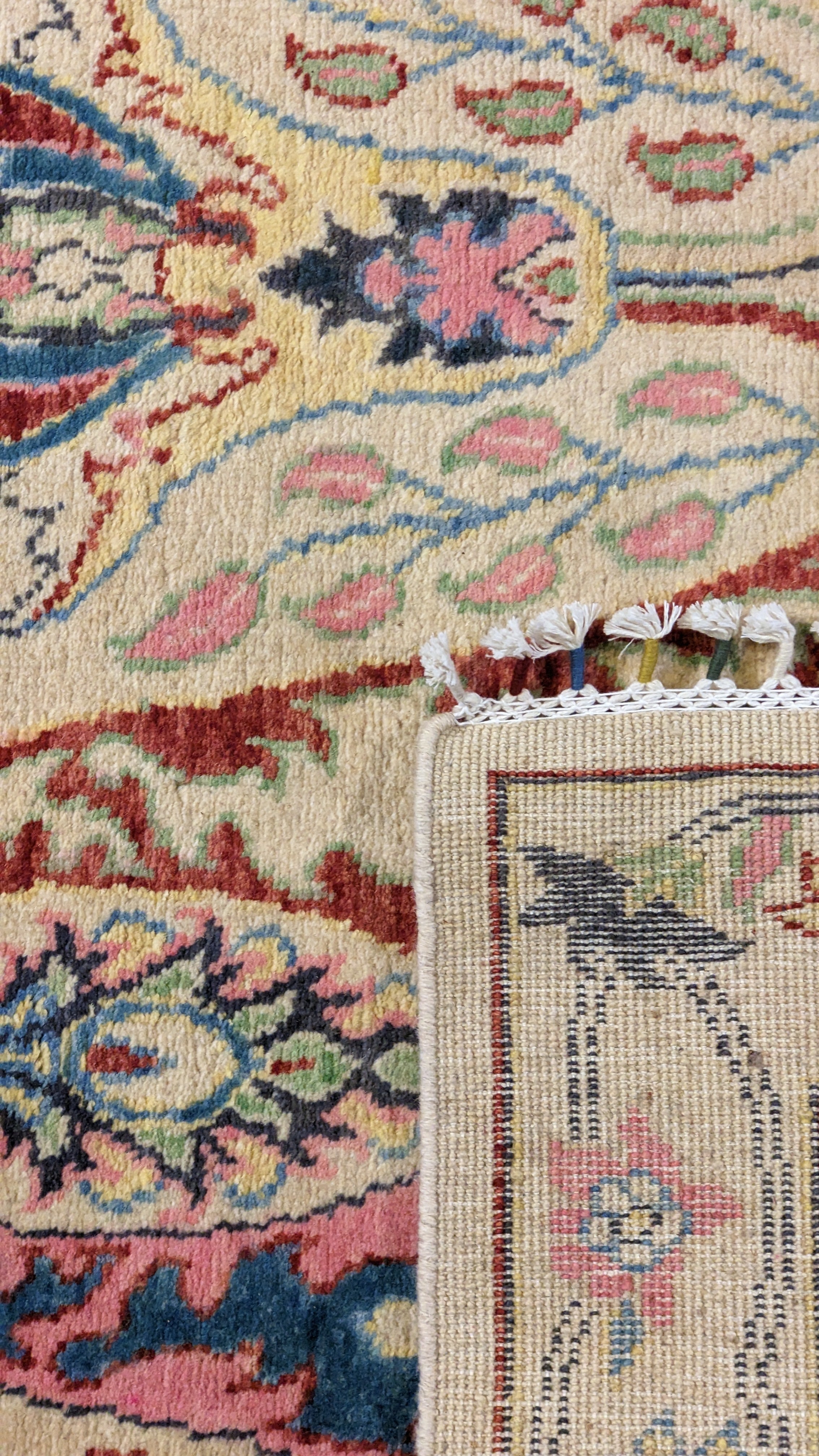 Modern Chobi Rug - Size: 259 × 155 cm
