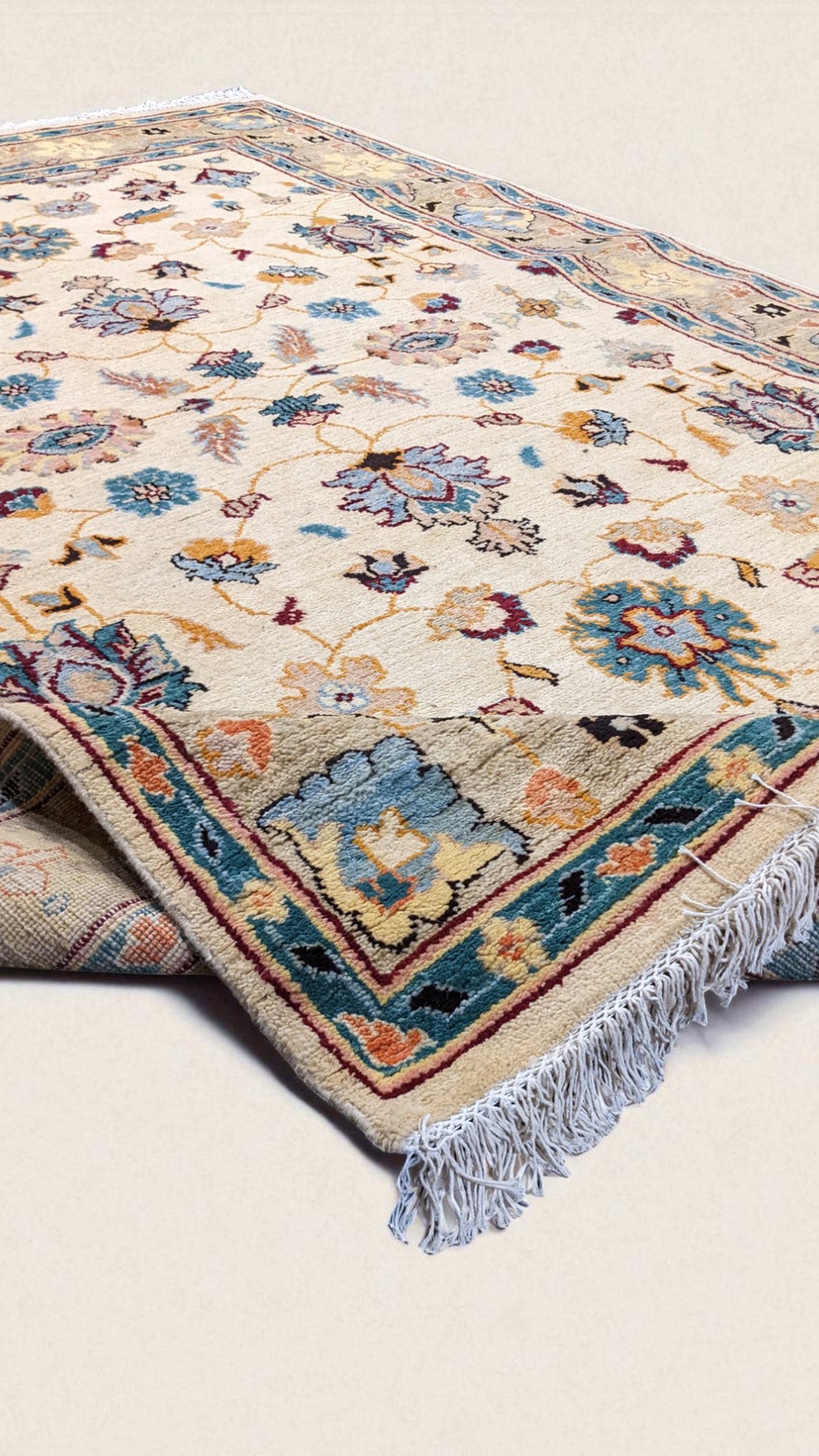 Ferahan Chobi Ziegler Rug - Size: 292 × 182 cm