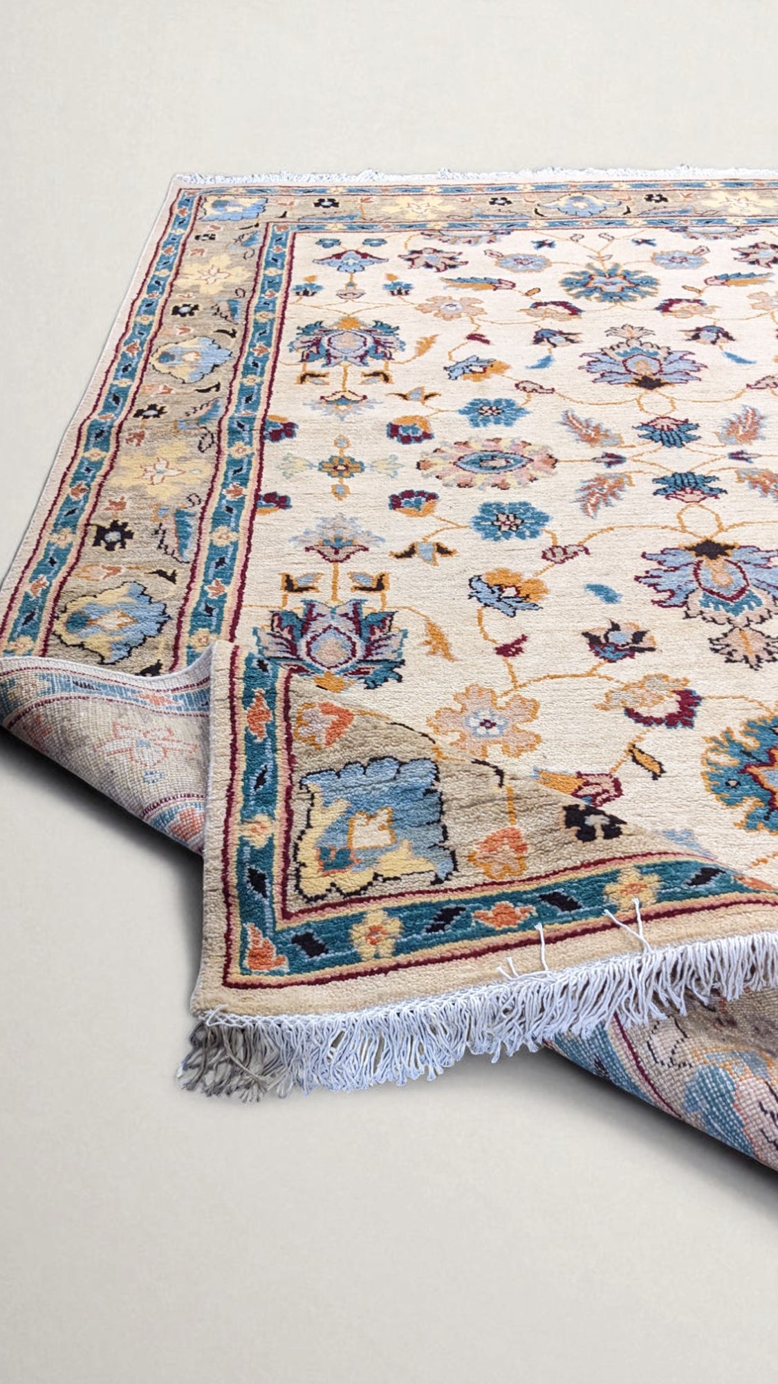 Ferahan Chobi Ziegler Rug - Size: 292 × 182 cm