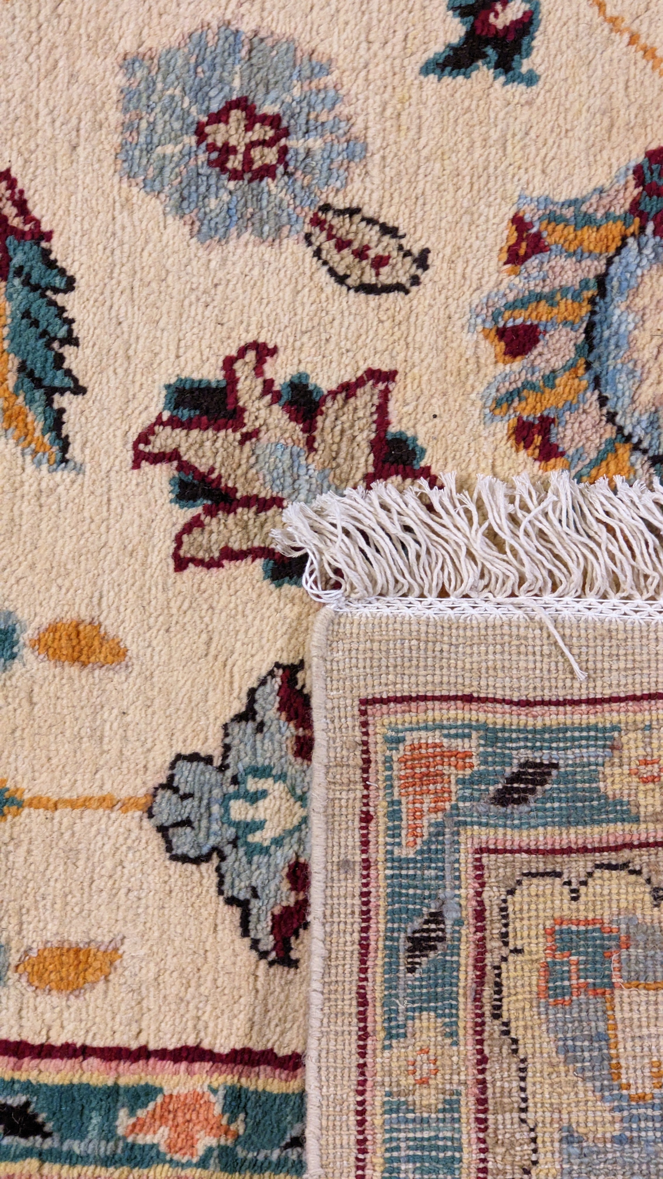 Ferahan Chobi Ziegler Rug - Size: 292 × 182 cm