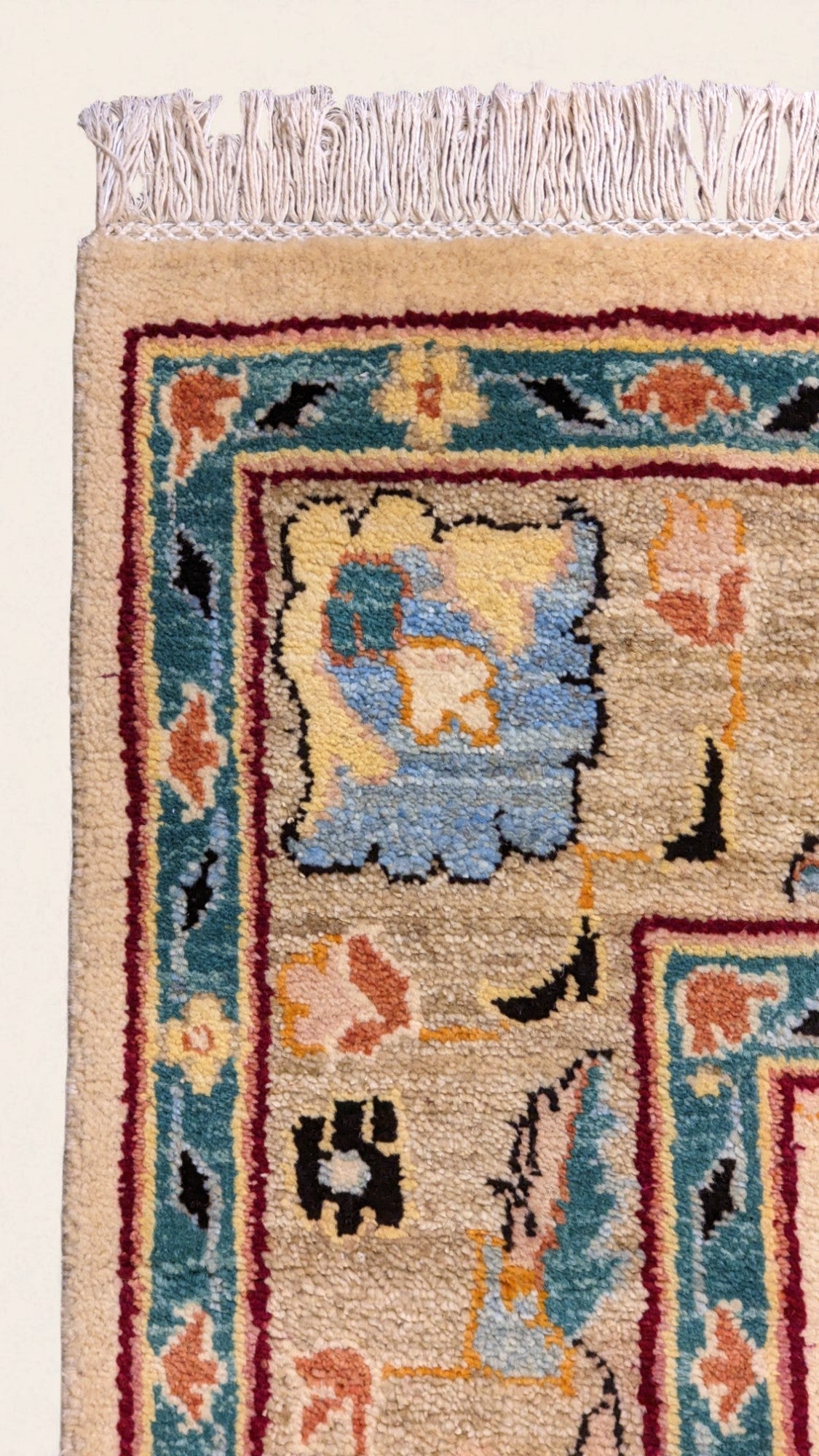 Ferahan Chobi Ziegler Rug - Size: 292 × 182 cm