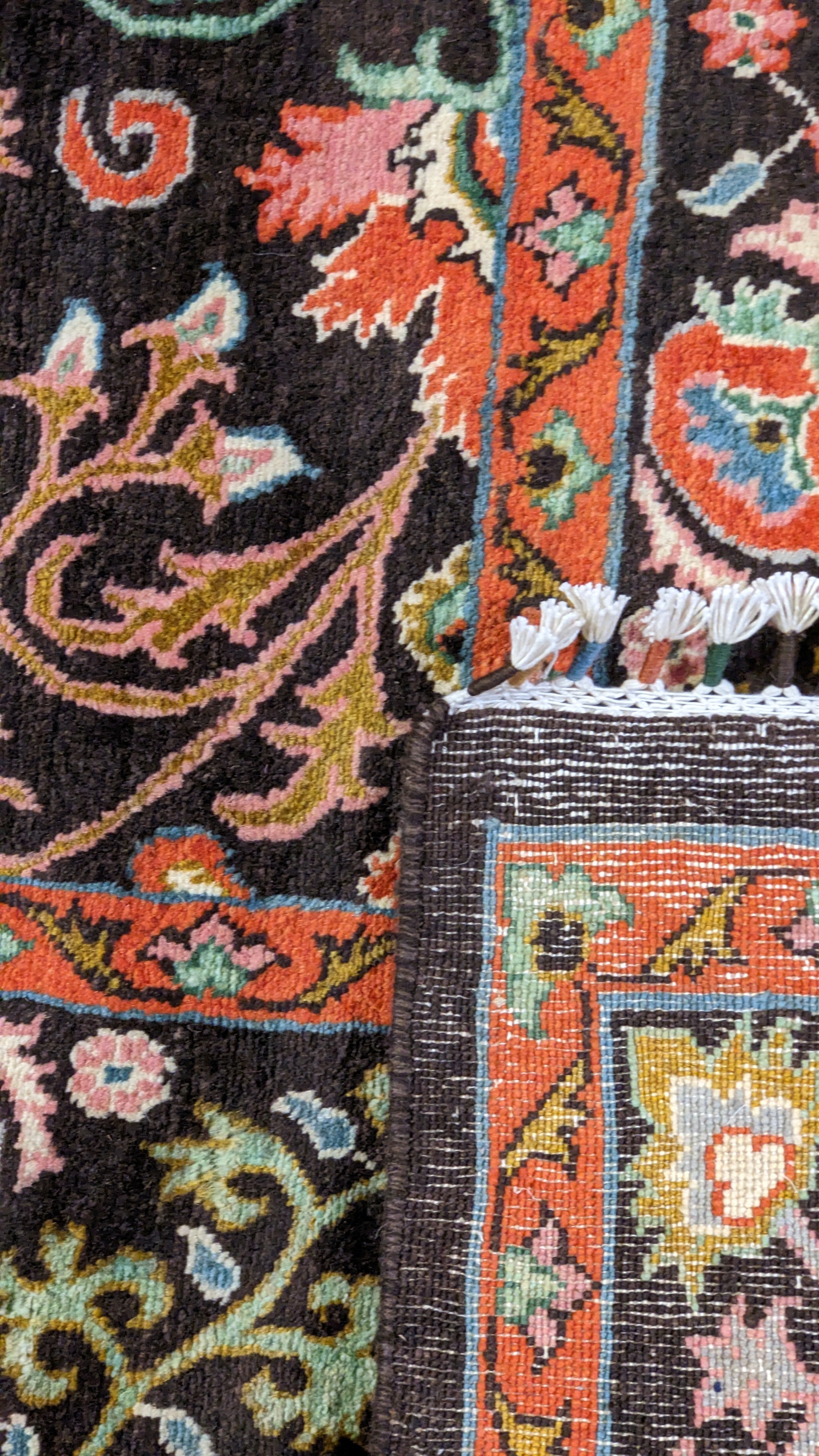 Suzani Hand Knotted Chobi Rug - Size: 277 × 185 cm