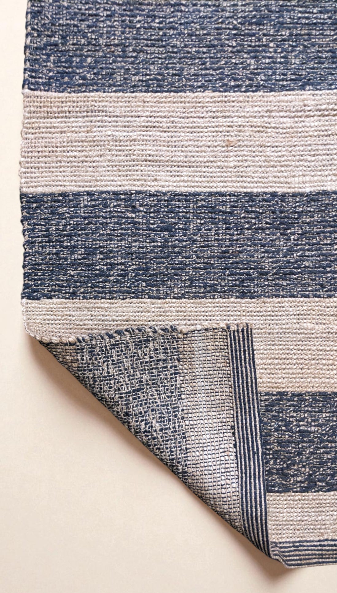 Braided Natural Jute Rug - 152 x 85 cm