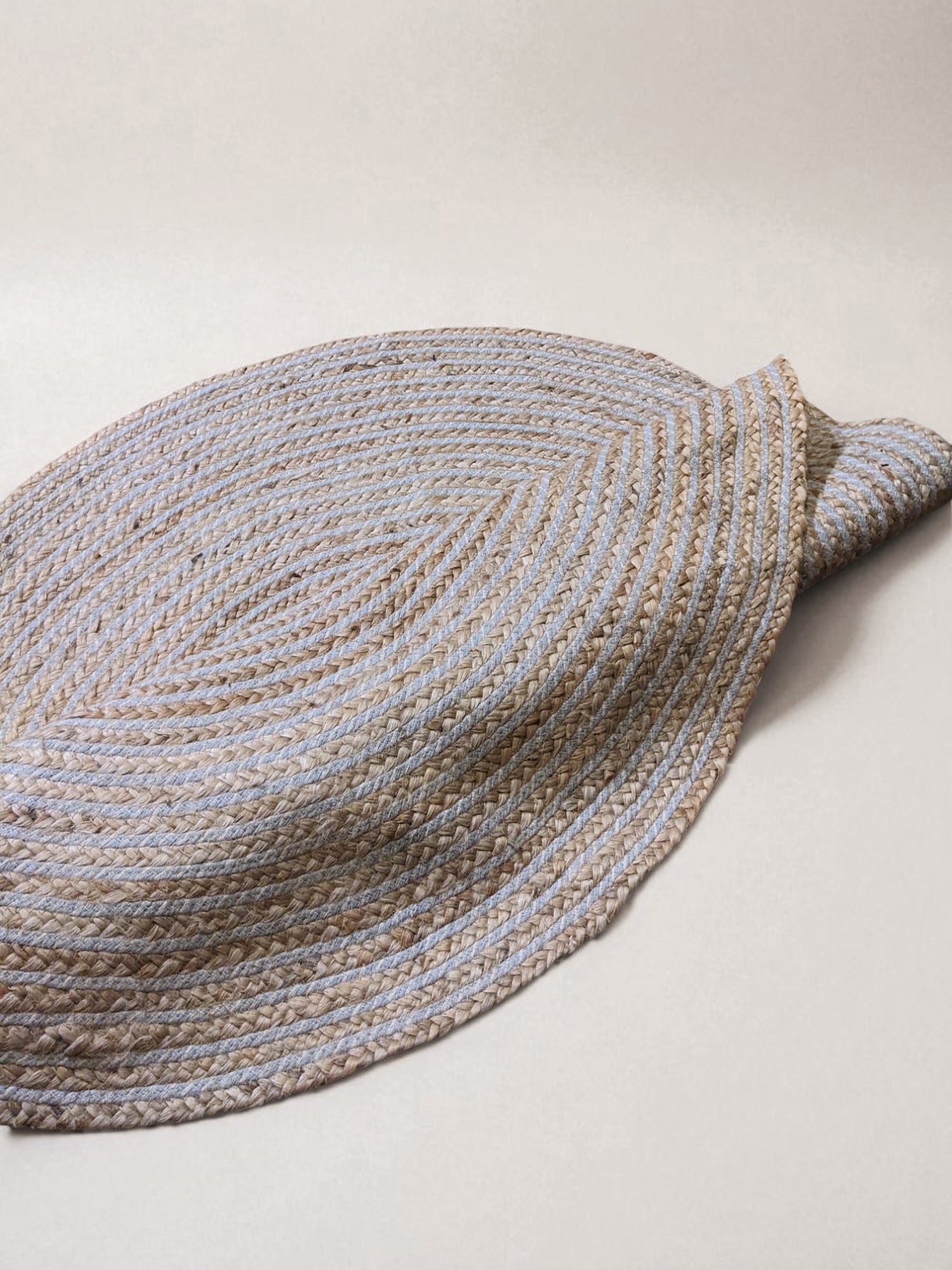 Chunky Natural Jute Rug - 122 x 122 cm