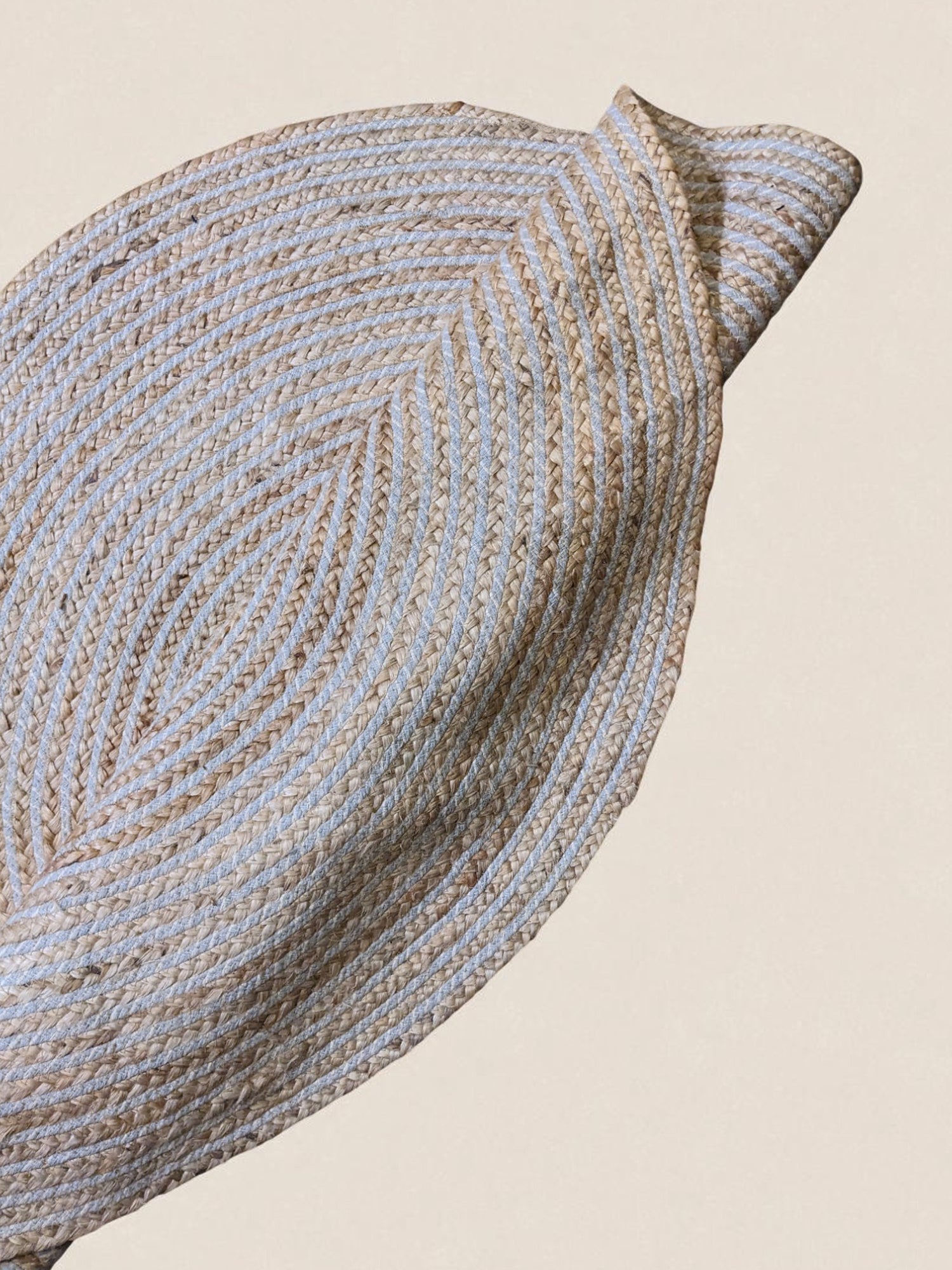 Chunky Natural Jute Rug - 122 x 122 cm