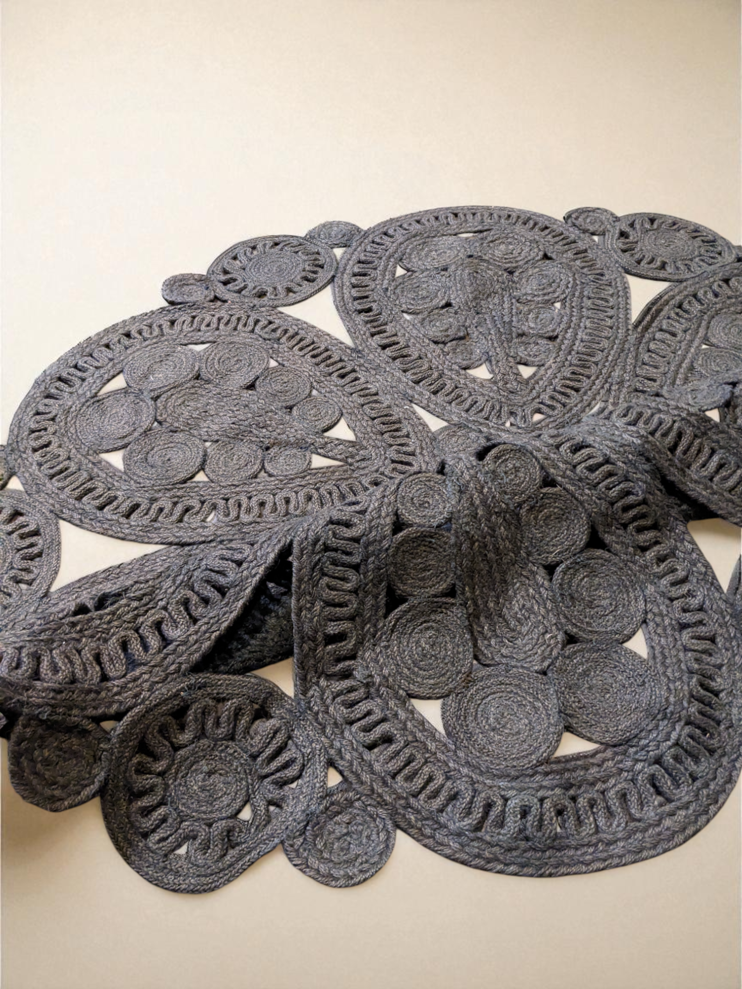 Braided Overdyed Round Jute Rug - 122 x 122 cm