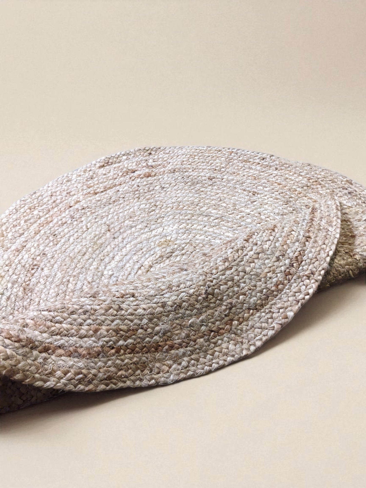 Braided Natural Round Jute Rug - 85 x 85 cm