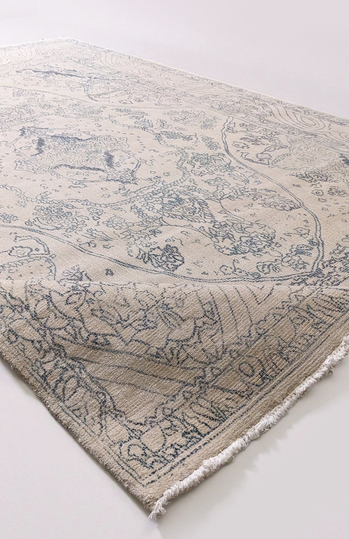 Orren Hand Tufted Rug - Size: 277 × 185 cm