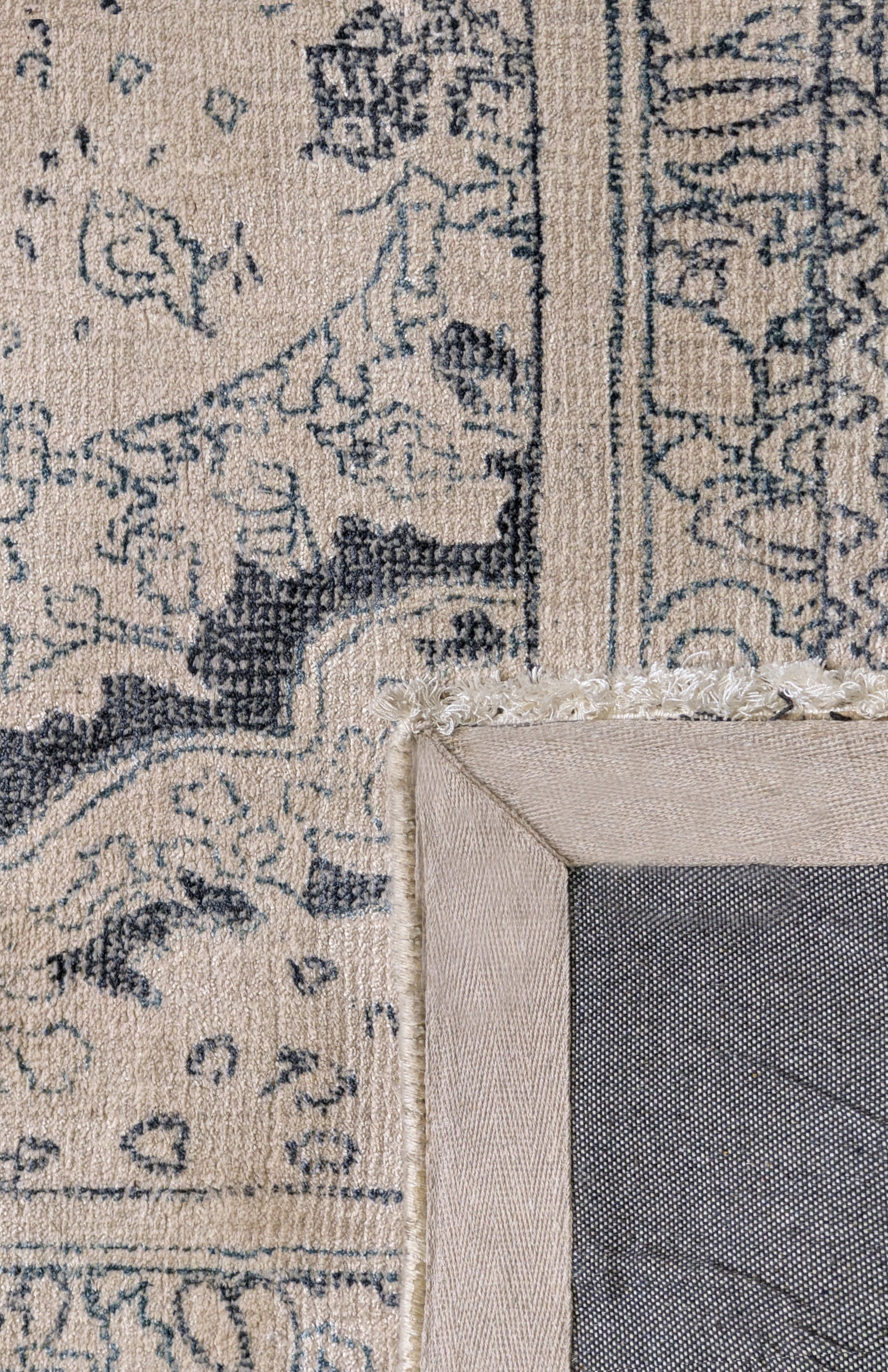 Orren Hand Tufted Rug - Size: 277 × 185 cm