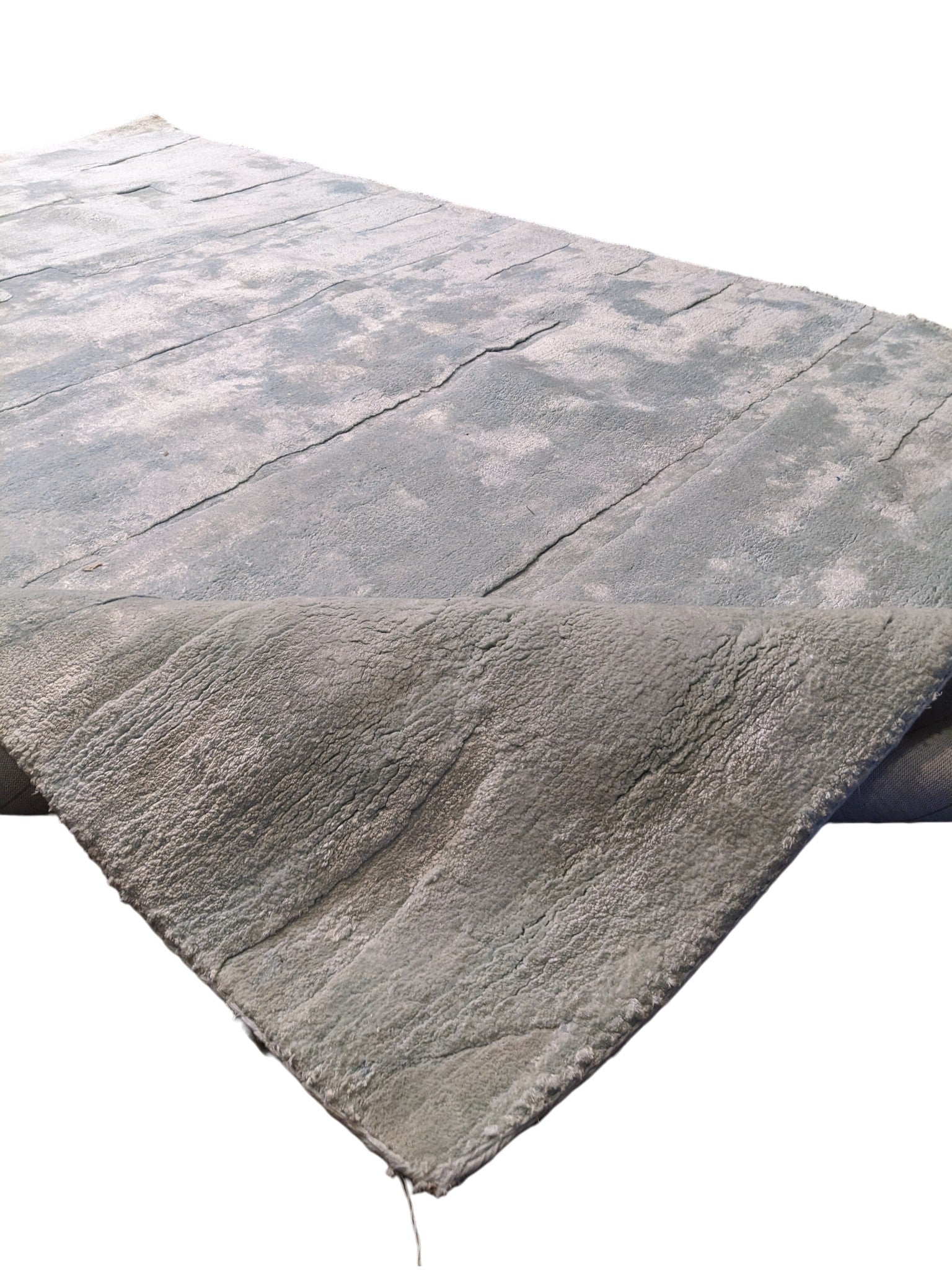 Ruvoi Hand Tufted Rug - Size: 295 × 210 cm