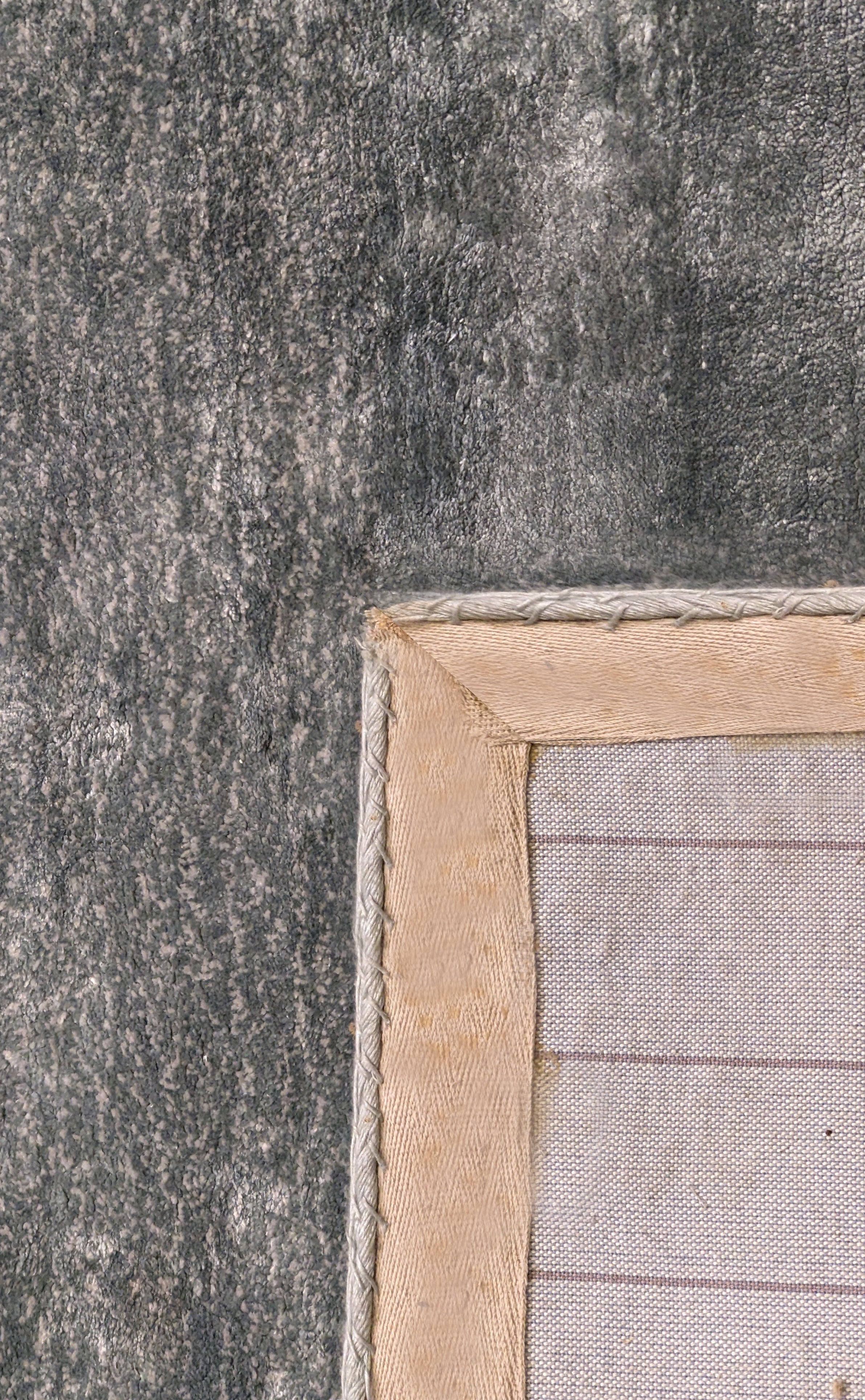 Vetra Hand Tufted Rug - Size: 332 × 243 cm