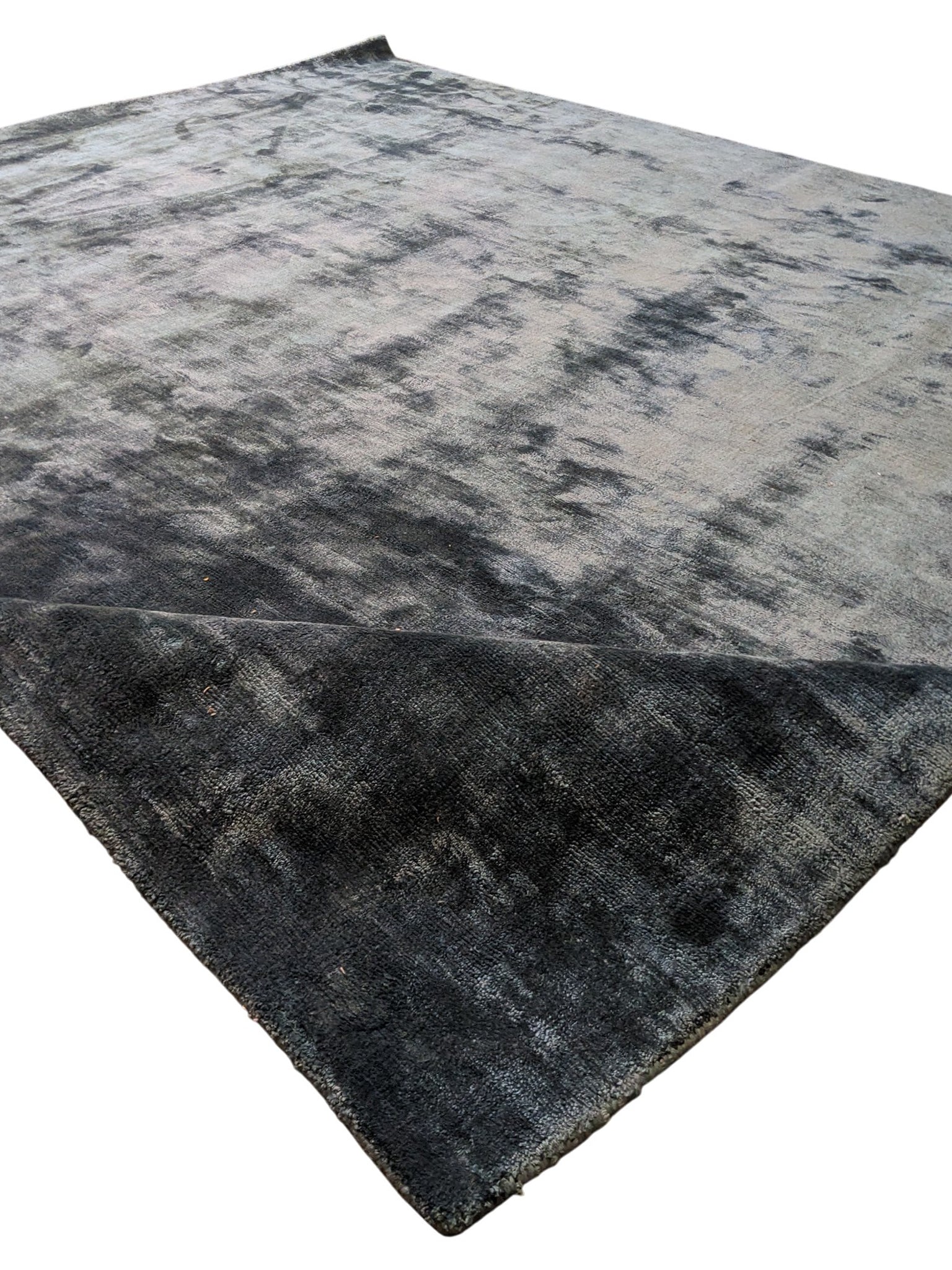 Leno Hand Tufted Rug - Size: 243 x 240 cm