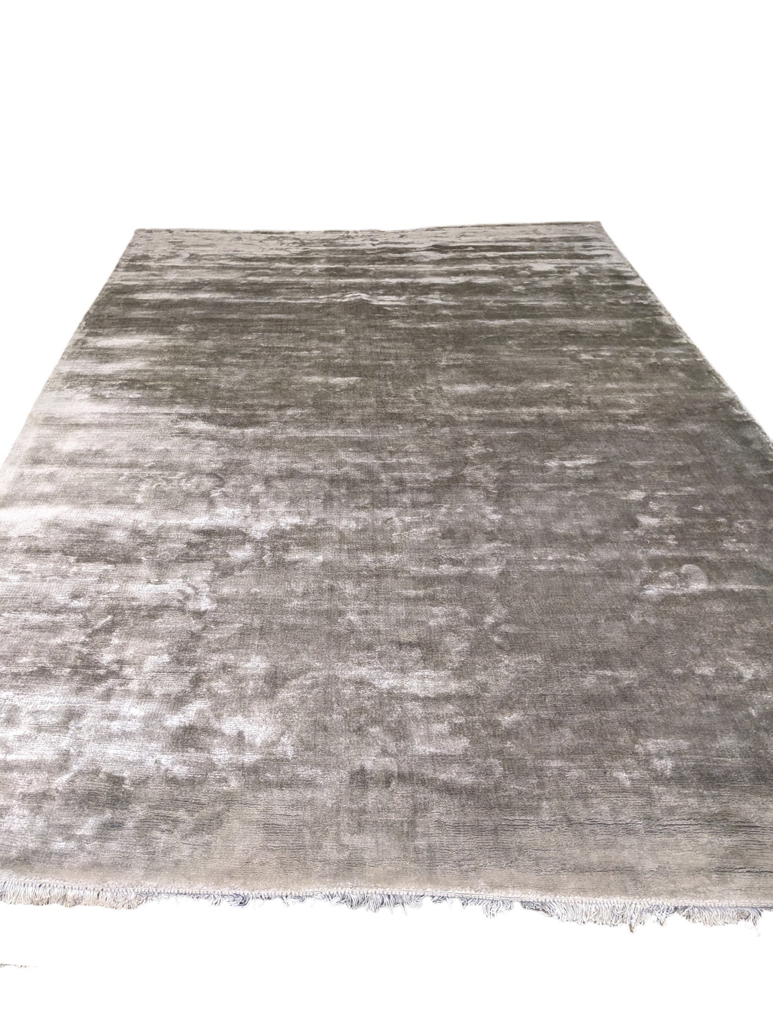 Amri Hand Tufted Rug - Size: 358 x 216 cm