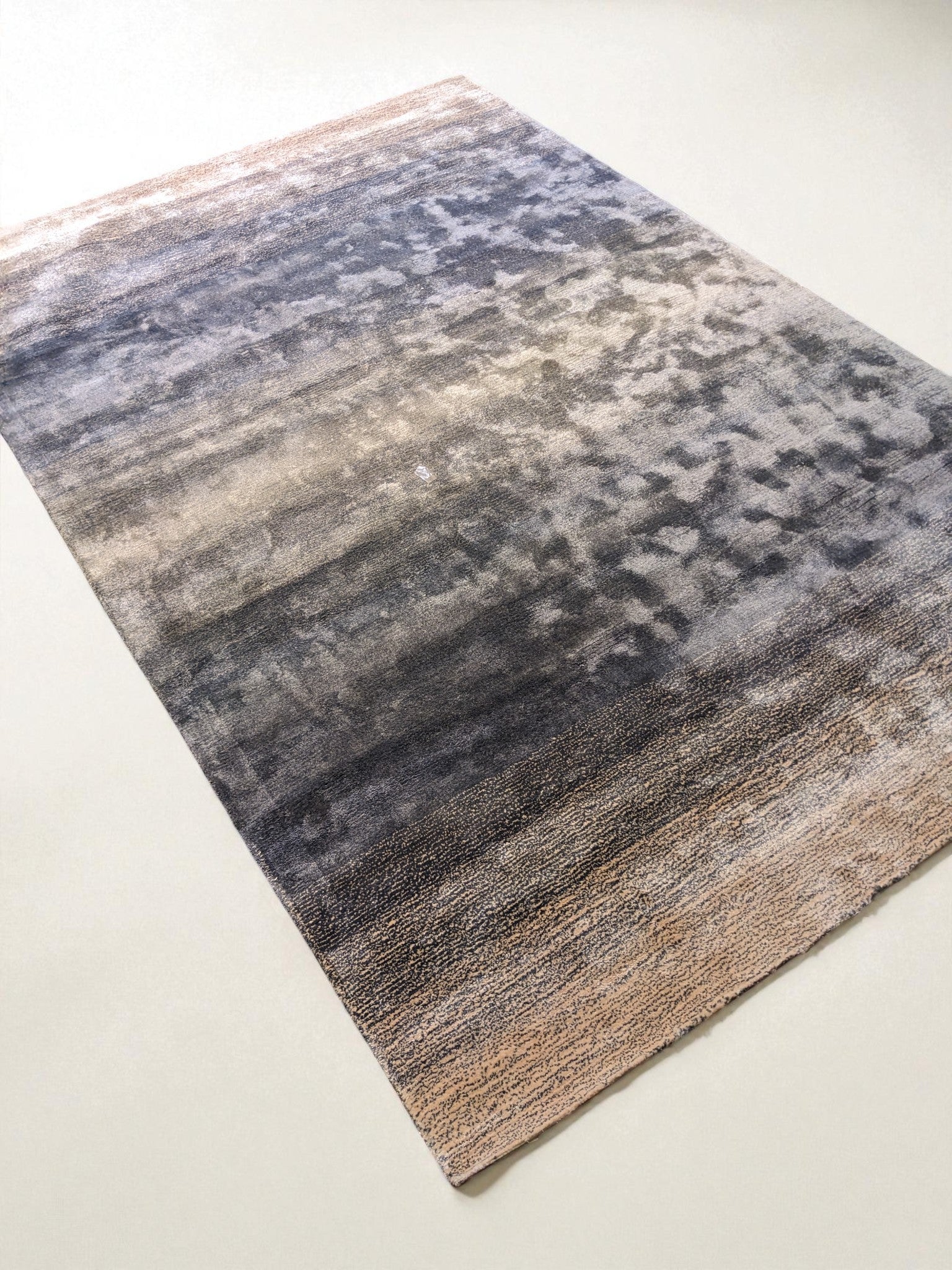 Rava Hand Tufted Rug - Size: 246 × 155 cm