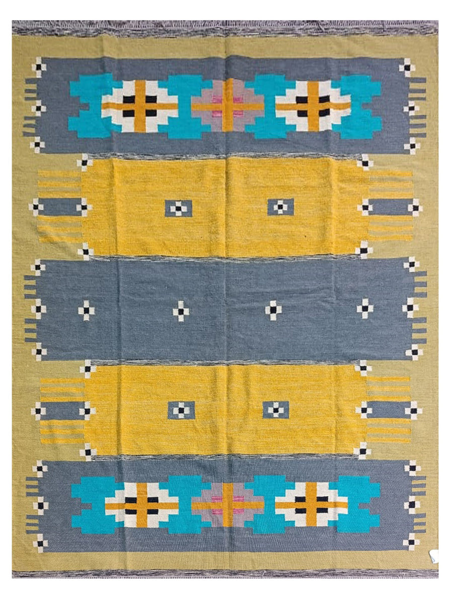 Scandinavian Kilim Rug - Size: 300 x 245 cm