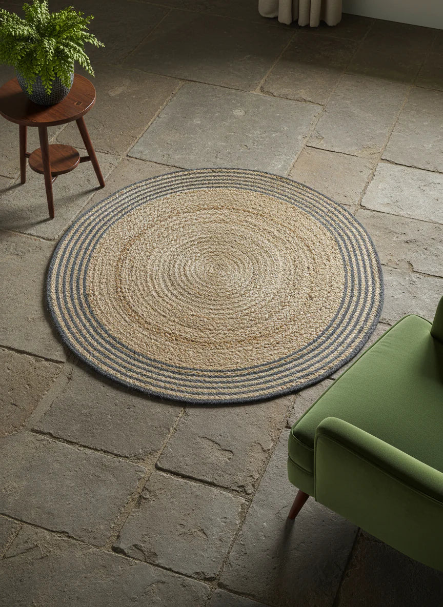 Braided Natural Jute Rug - 122 x 122 cm