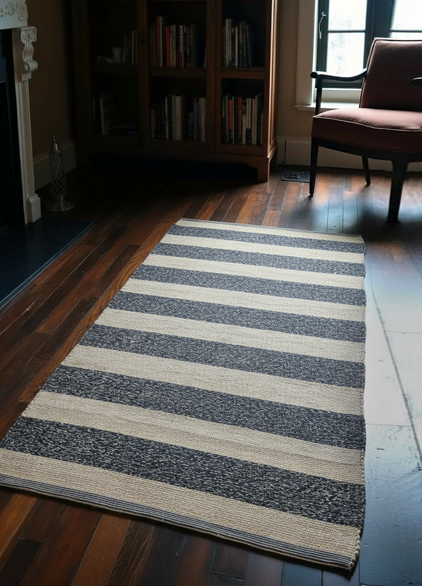 Braided Natural Jute Rug - 152 x 85 cm