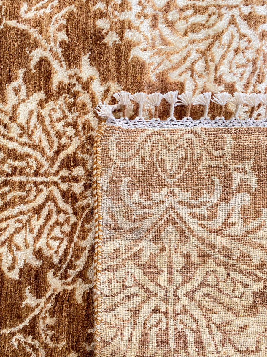 Pakistani Modern Chobi Rug - Size: 195 × 124 cm